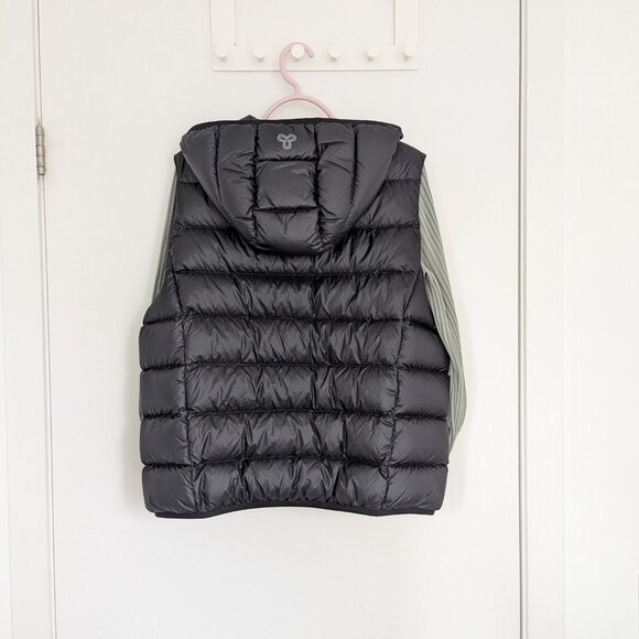 TnAction The Little Puff Vest - Down Filled & Packable - Picture 6 of 9